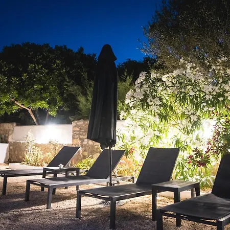 Apartment Swell S2 Maisonette With Private Jacuzzi In Naousa (Paros)