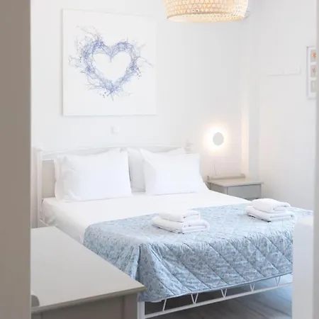 Swell S2 Maisonette With Private Jacuzzi In Apartment Naousa (Paros)