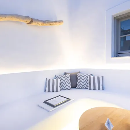 Swell S2 Maisonette With Private Jacuzzi In Naousa (Paros)